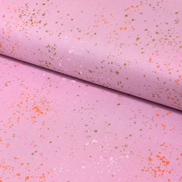 Tela Estampada de 100% Algodón 44" Speckled, Rosado- 1 yarda
