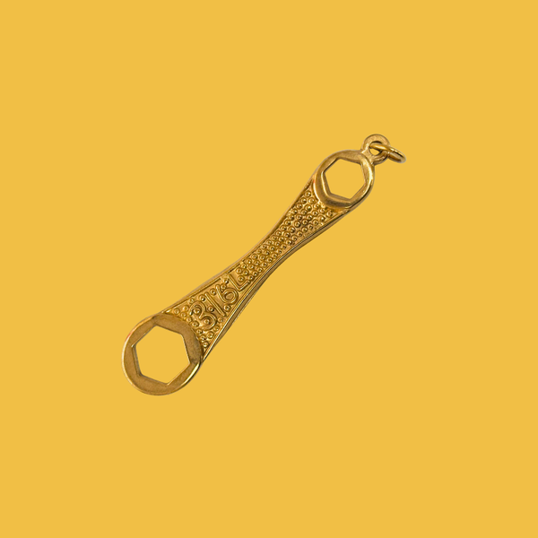 Dije de Llave Fija Stainless Steel con Baño en Oro 18kt, 55mm - 1 pieza