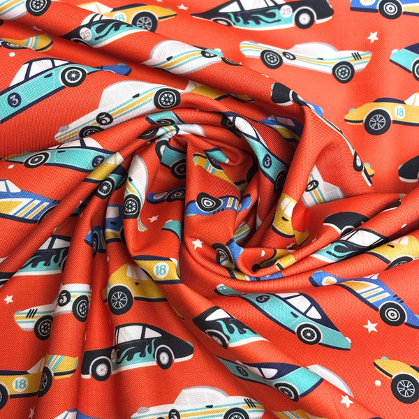 Tela Estampada de 100% Algodón 44/45" Autos, Rojo - 1 yarda