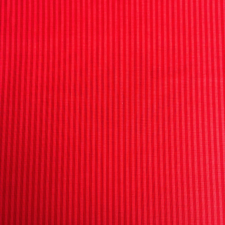 Tela Estampada de 100% Algodón 44" Rayas Finas, Rojo- 1 yarda