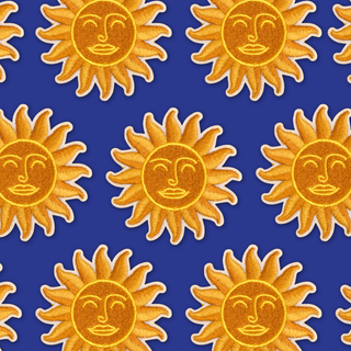 Sol - Aplicación bordada con pega ; 1 pieza