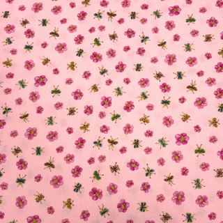 Tela Estampada de 100% Algodón 44" Insectos / Flores, Blossom - 1 yarda