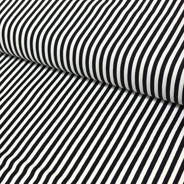 Tela Estampada de 100% Algodón 44" Rayas Finas, Negro- 1 yarda