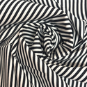 Tela Estampada de 100% Algodón 44" Rayas Finas, Negro- 1 yarda