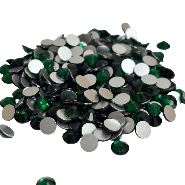 Flatbacks Rhinestones SS30, Esmeralda - 288 piezas