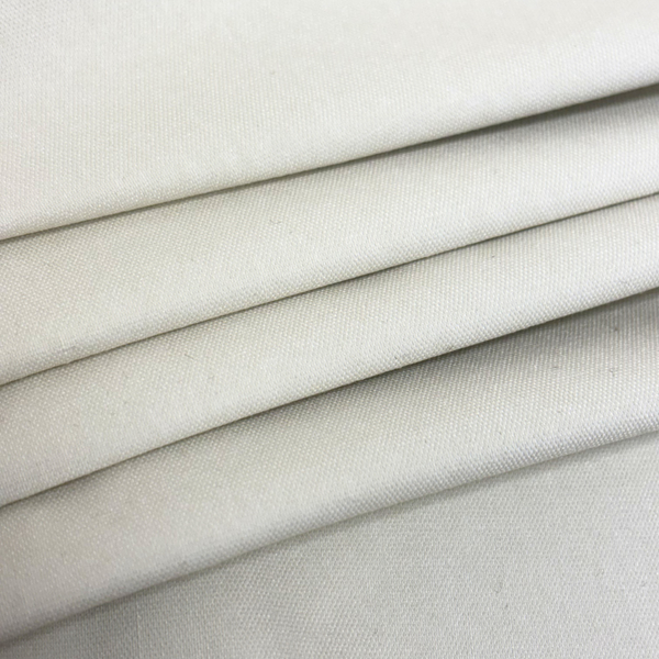Tela Blackout 54'' 100% Poliéster, Ivory - 1 yarda