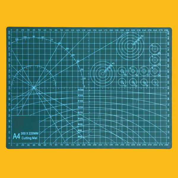 Self Healing Cutting Mat: 12" x 8.5" Approx.