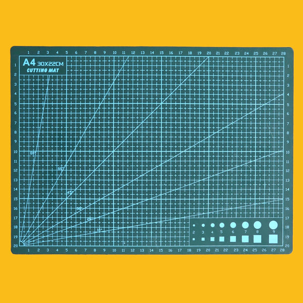 Self Healing Cutting Mat: 12" x 8.5" Approx.