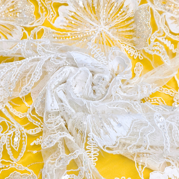 Tela Tulle de Encaje Bordada 65", Blanco - 1 yarda