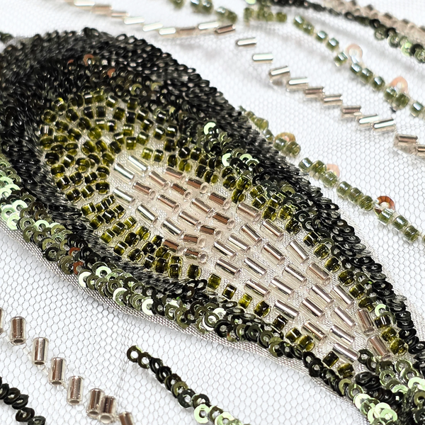 Tela Tulle de Encaje Bordada 65", Verde - 1 yarda
