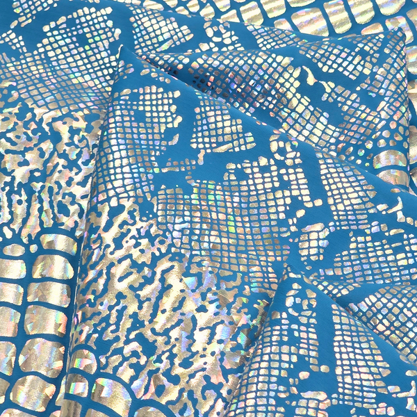 Tela Licra Holográfica 60", Estampado de Cocodrilo Azul y Plateado - 1 yarda