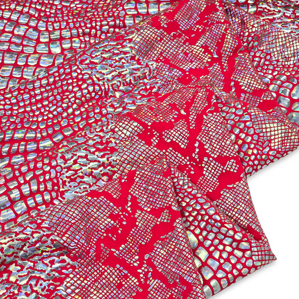Tela Licra Holográfica 60", Estampado de Cocodrilo Rojo y Plateado - 1 yarda