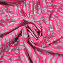 Tela Licra Holográfica 60", Estampado de Zebra Rosa y Plateado - 1 yarda