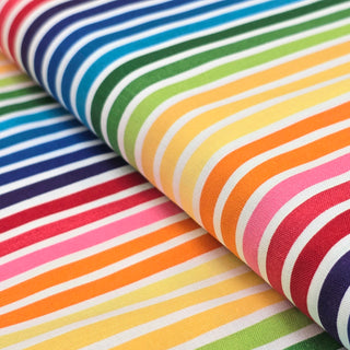 Tela Estampada de 100% Algodón 44/45" Líneas de Arcoiris - 1 yarda