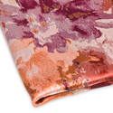 Tela Brocado 118”, Flores Abstractas con Detalles Dorados – 1 yarda
