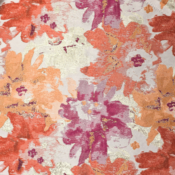 Tela Brocado 118”, Flores Abstractas con Detalles Dorados – 1 yarda