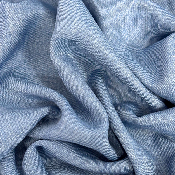 Tela Cationic (Poliéster) 60", 1 yarda - Denim Azul Claro