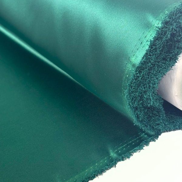 Tela Miyuki Satin 60", 1 yarda - Esmeralda