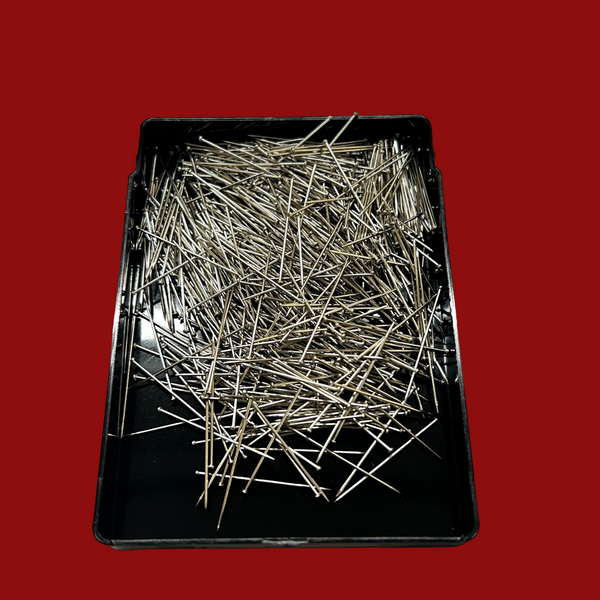 Straight pins in reusable storage case