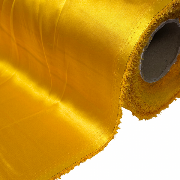 Tela Miyuki Satin 60", 1 yarda - Amarillo