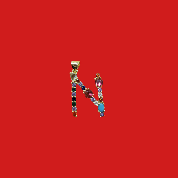 Dije Letra N; Latón con Zirconia- 1 Pieza
