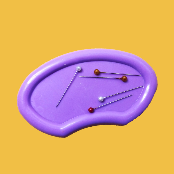 Magnetic Pincushion- Purple / Alfiletero Magnético color violeta
